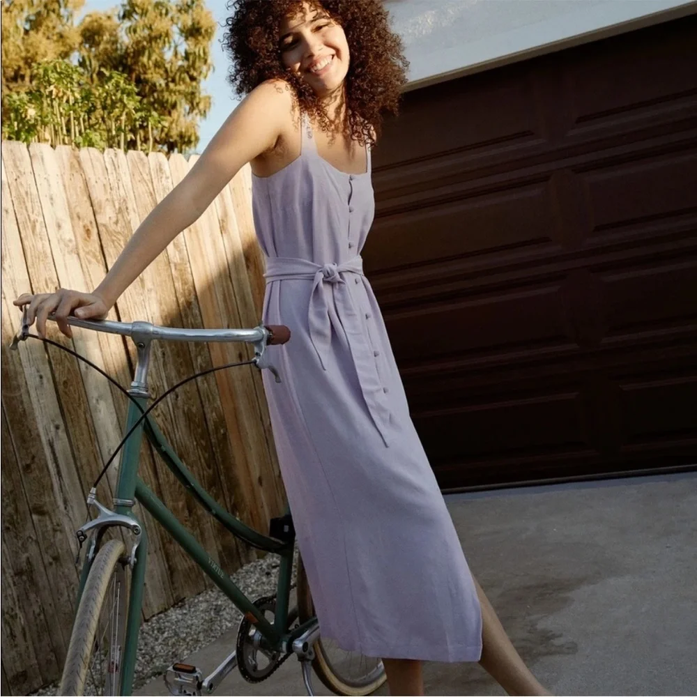 ☑️ Whimsy + Row Samantha Lavendar Purple Button Midi Dress - Picture 6 of 15